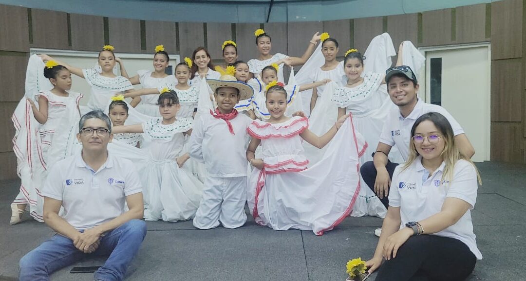 Balletizando Enciende la Magia de la Danza en el Colegio María Goretti